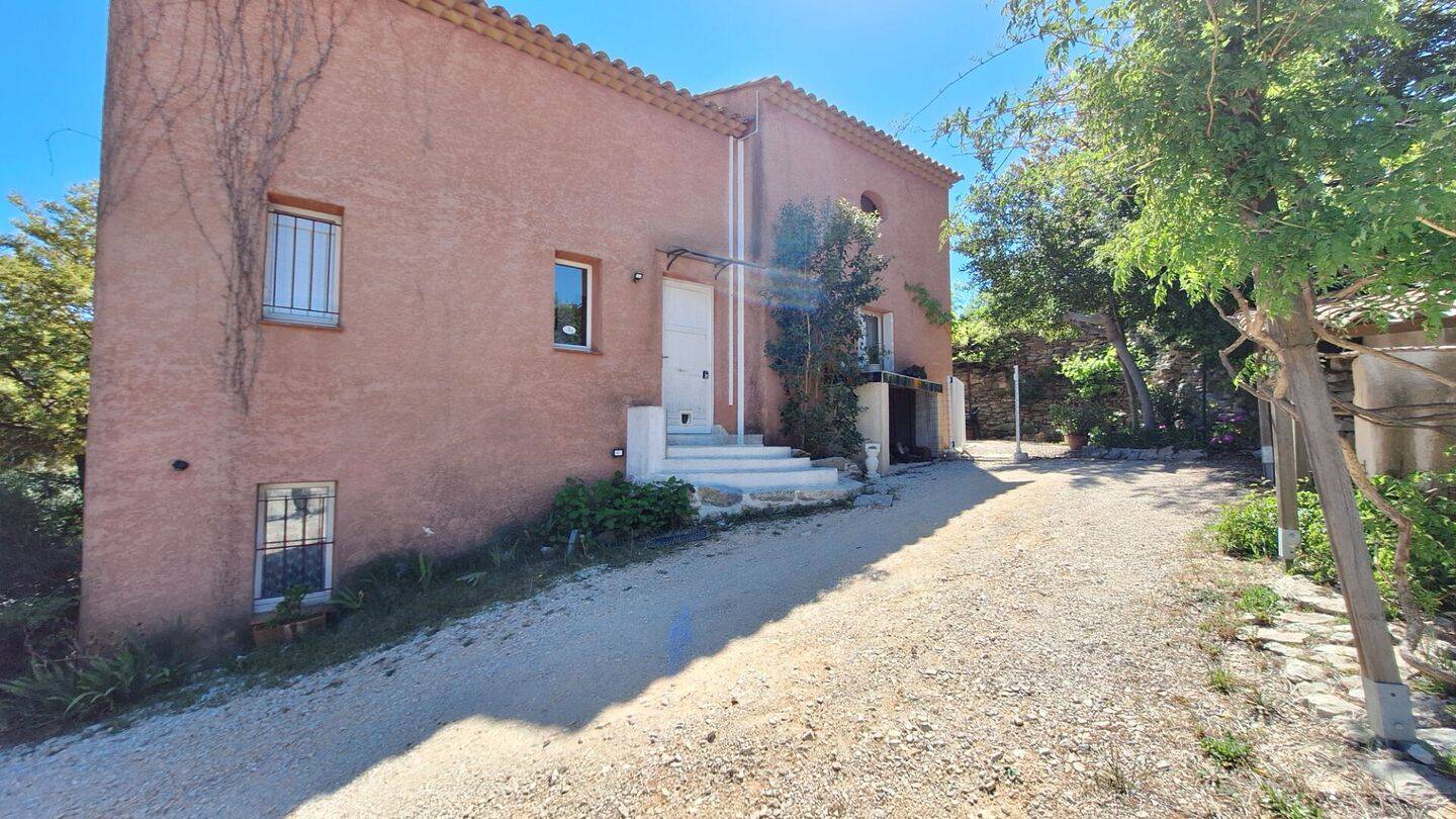 Maison 6 pièces 190 m² · à Ventabren · 190 m² · 690 000 €