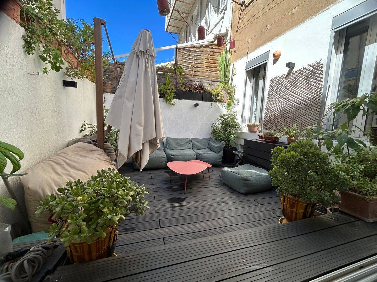 Appartement 3 pièces 105 m² · à Marseille 8ème Arrondissement · 105 m² · 636 000 €