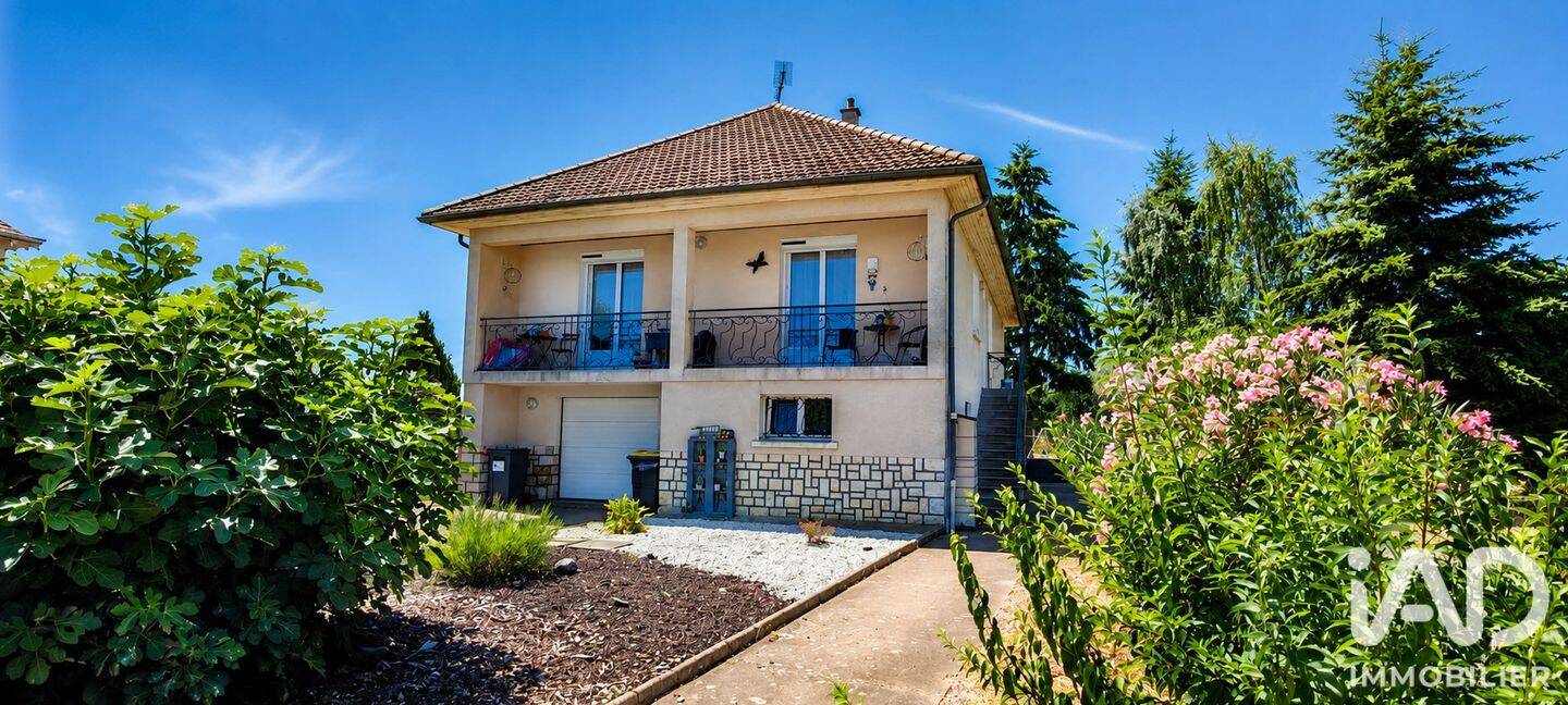Maison 6 pièces 125 m² · à Villebarou · 125 m² · 220 000 €