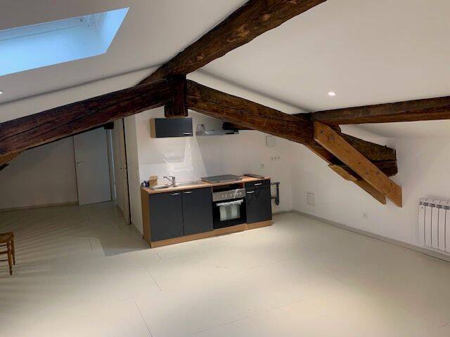 Appartement 3 pièces 100 m² · à Mazamet · 100 m² · 555 €/mois