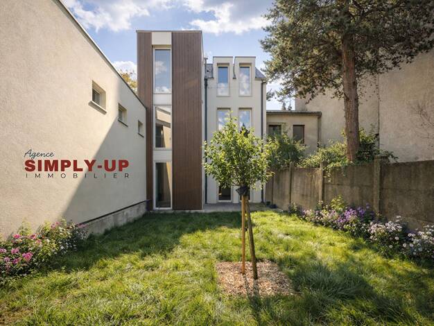 Maison à vendre - Première occupation 880 000 € 4 pièces 3 chambres 110 m² Bas Montreuil-Etienne Marcel-Chanzy Montreuil 93100