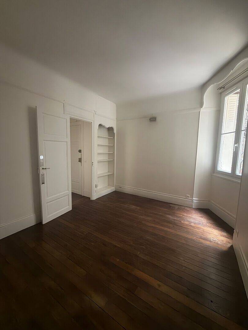Appartement 1 pièce 26 m² · à Paris 15ème Arrondissement · 25,6 m² · 958 €/mois