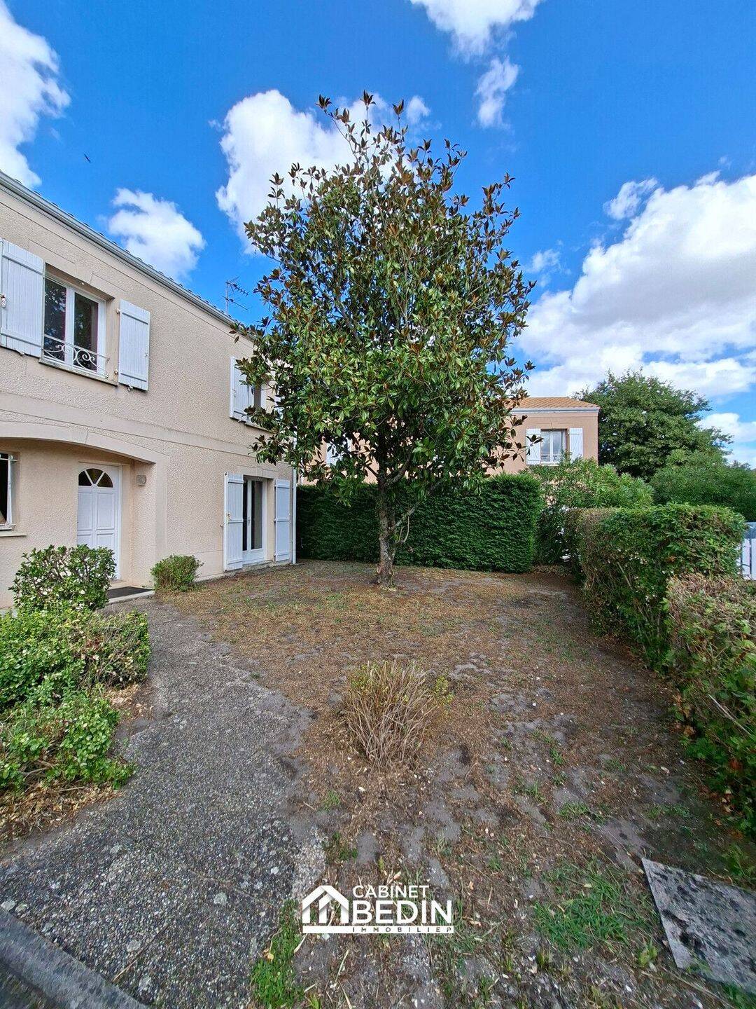 Maison 6 pièces 142 m² · à Mérignac · 142 m² · 1 469 €/mois