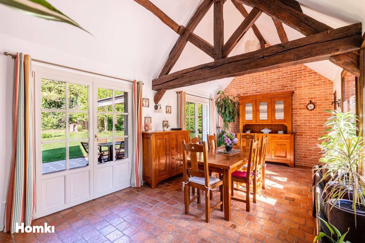 Maison 6 pièces 170 m² · à Marcilly-en-Villette · 170 m² · 459 000 €