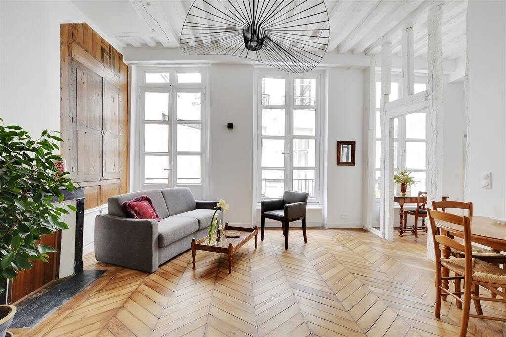 Appartement 2 pièces 50 m² · à Paris 2ème Arrondissement · 50 m² · 2 500 €