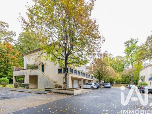 Appartement à vendre 259 000 € 3 pièces 2 chambres 61 m² 1 étages La Grille Doree Eaubonne 95600