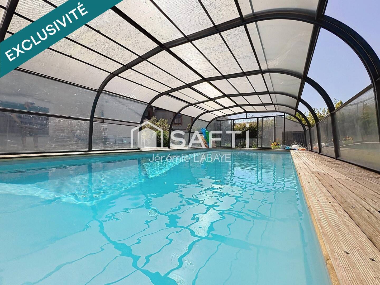 Maison 6 pièces 240 m² · à Châteauroux · 240 m² · 260 000 €
