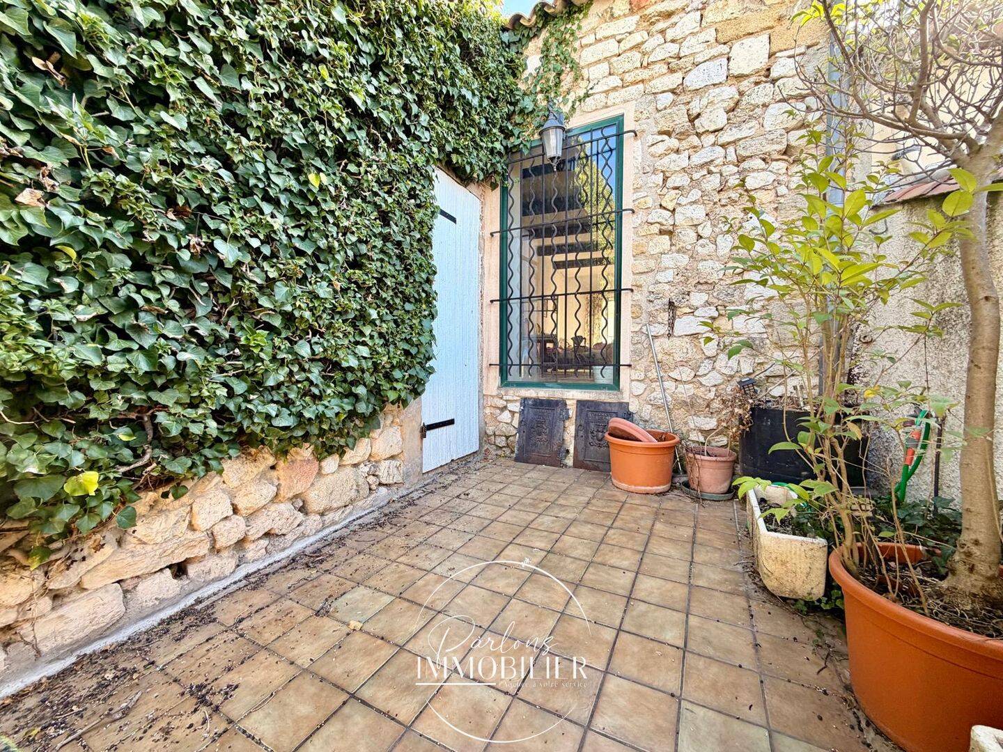Maison 6 pièces 185 m² · à Saint-Cannat · 185 m² · 309 900 €