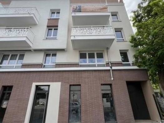 Local commercial à vendre 903 930 € Chennevières-sur-Marne 94430