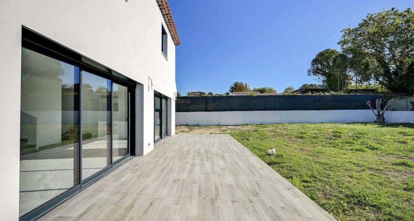 Maison 4 pièces 80 m² · à Carros · 80 m² · 500 000 €