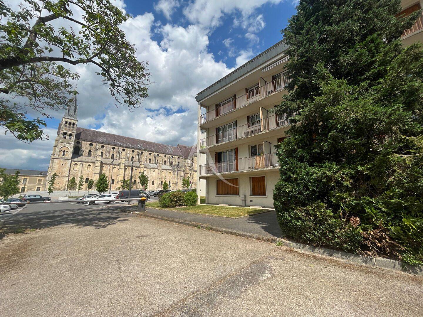 Appartement 3 pièces 63 m² · à Reims · 63 m² · 918 €