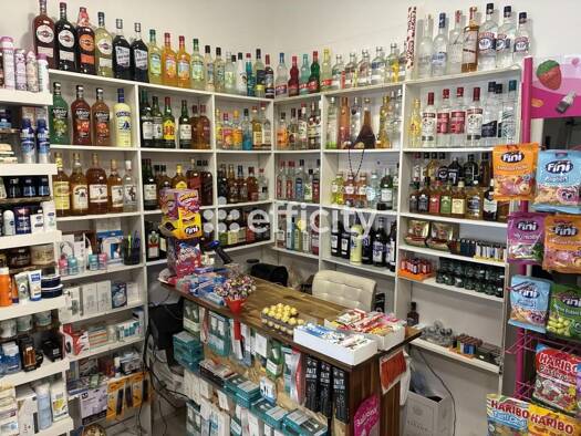 Activités diverses à vendre Fonds de commerce 50 000 € 40 m² de surface de vente Le chapitre Marseille 1er arrondissement 13001