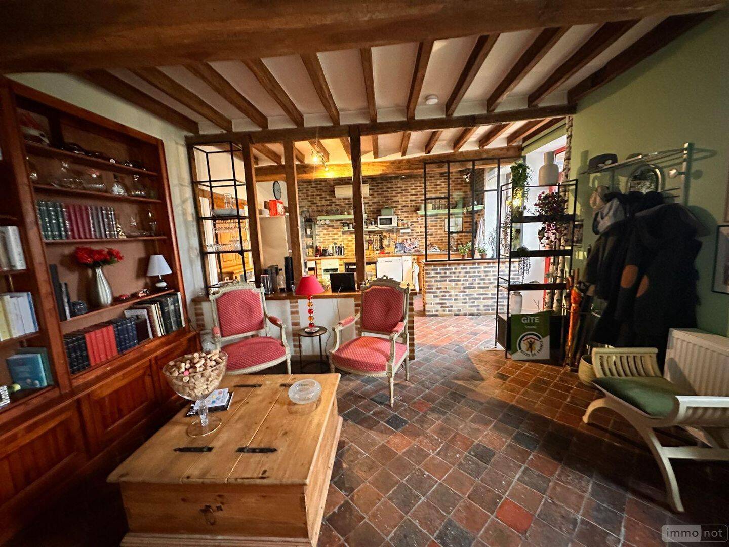 Maison 8 pièces 261 m² · à Saint-Martin-d'Ordon · 261 m² · 370 800 €