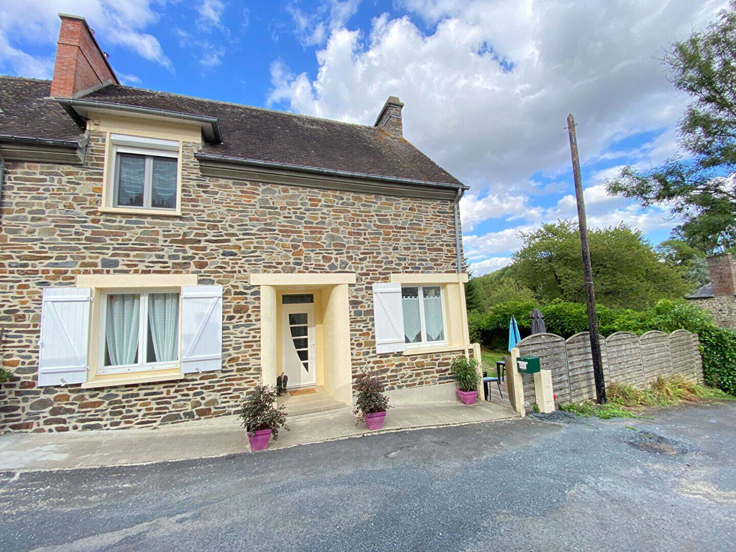 Maison 6 pièces 114 m² · à Pont-d'Ouilly · 113,8 m² · 177 000 €