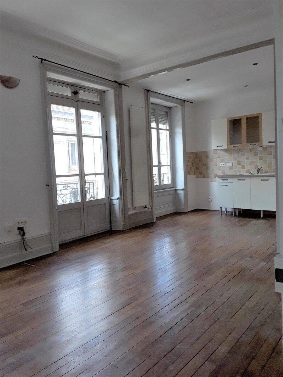 Appartement 3 pièces 70 m² · à Saint-Chamond · 70 m² · 615 €/mois