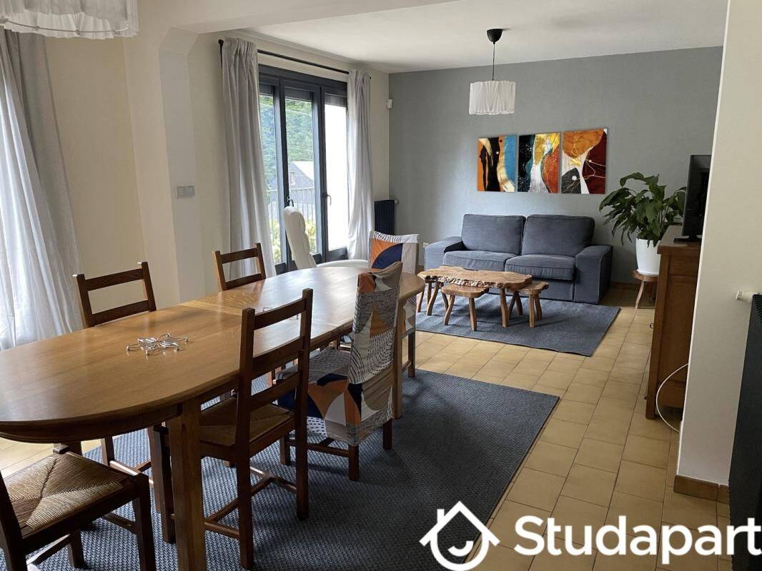 1 pièce 9 m² · à Mont-Saint-Aignan · 9 m² · 465 €