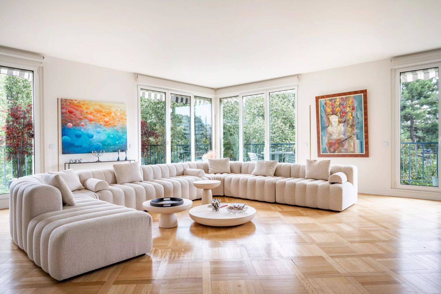 Appartement 5 pièces 194 m² · à Paris 16ème Arrondissement · 194,4 m² · 3 600 000 €