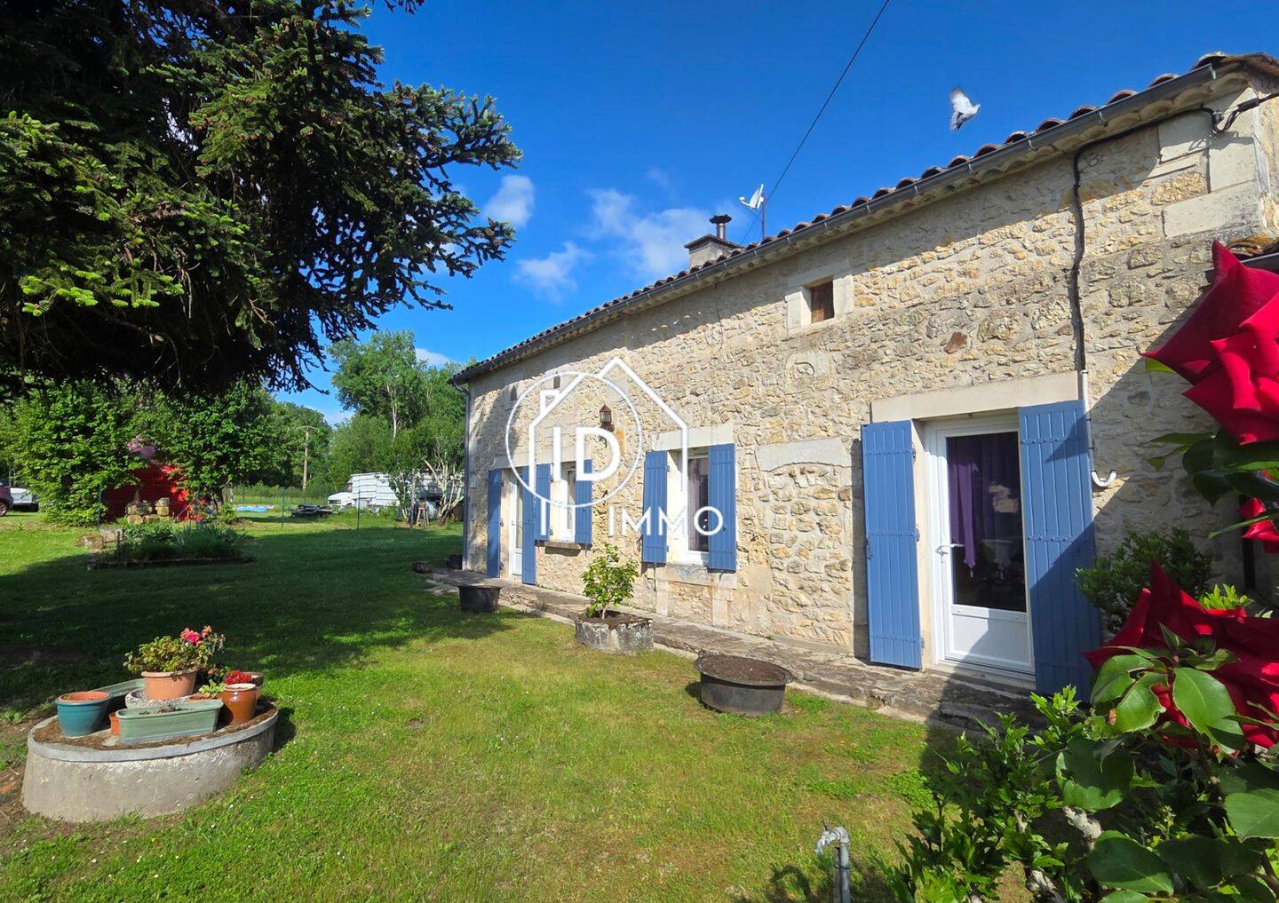 Maison 4 pièces 93 m² · à Villefranche-de-Lonchat · 93 m² · 159 000 €