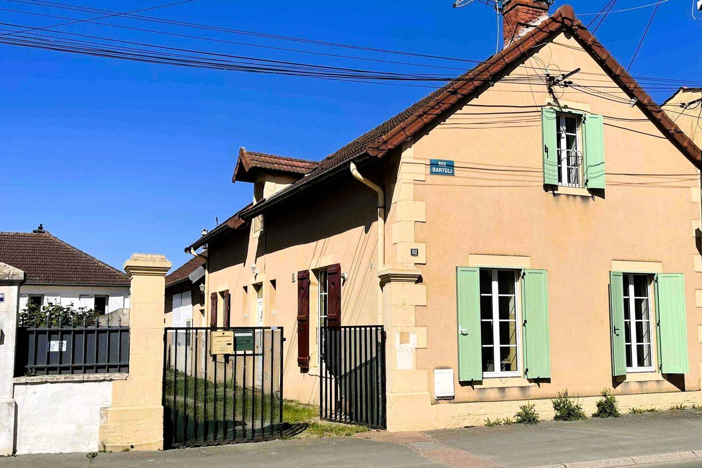 Maison 10 pièces 180 m² · à Digoin · 180 m² · 99 000 €