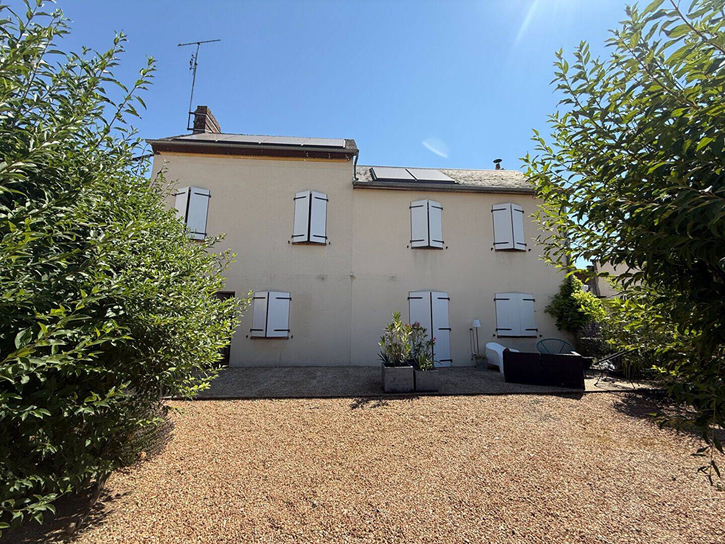 Maison 6 pièces 87 m² · à Bazoches-sur-Hoëne · 87 m² · 197 750 €