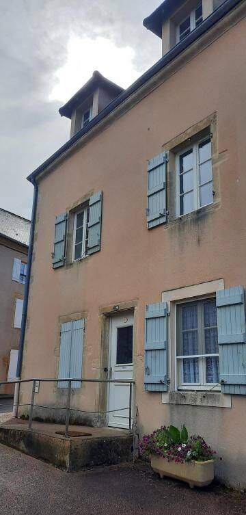 Appartement 2 pièces 49 m² · à Aigueperse · 49 m² · 302 €