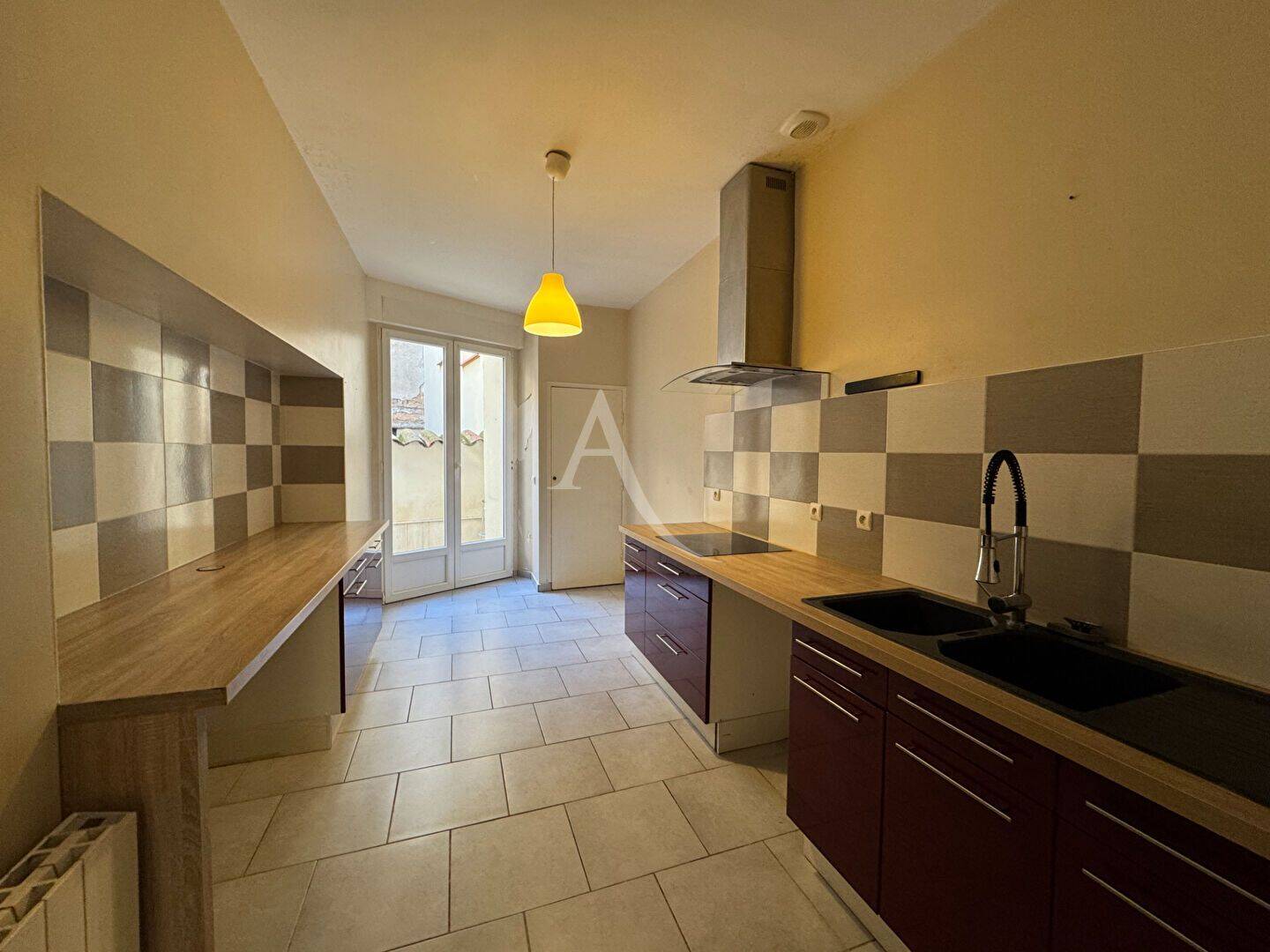Appartement 3 pièces 85 m² · à Gaillac · 85 m² · 695 €