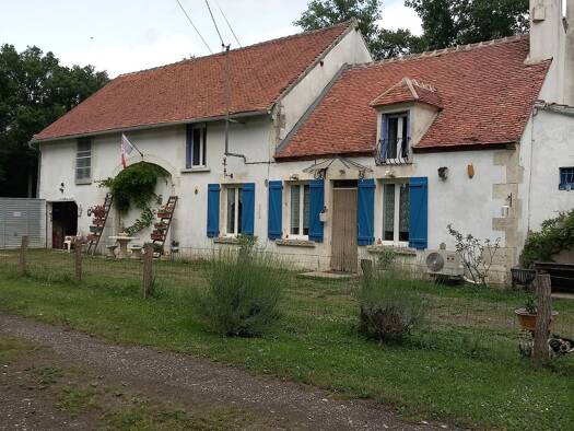 Maison à vendre 170 000 € 6 pièces 130 m² 7 000 m² de terrain Herry 18140