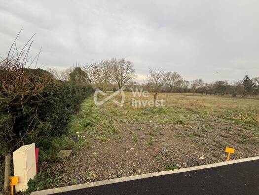 Terrain à vendre - neuf 28 980 € 644 m² de terrain La Bretonnière-la-Claye 85320