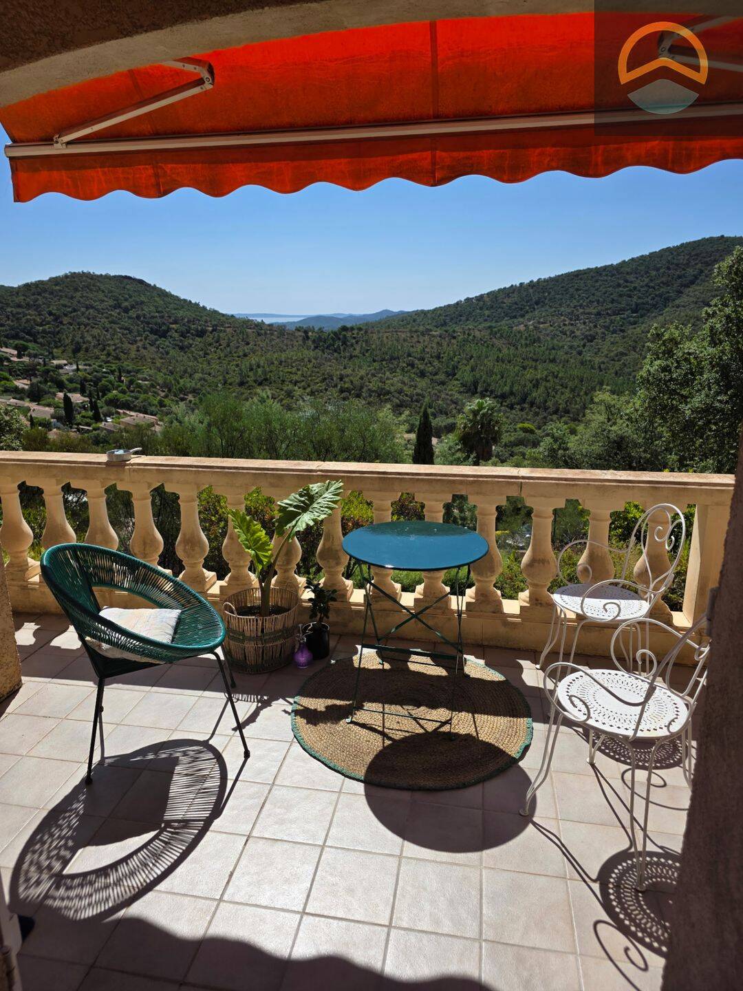 Maison 5 pièces 111 m² · à La Londe-les-Maures · 111,2 m² · 680 000 €