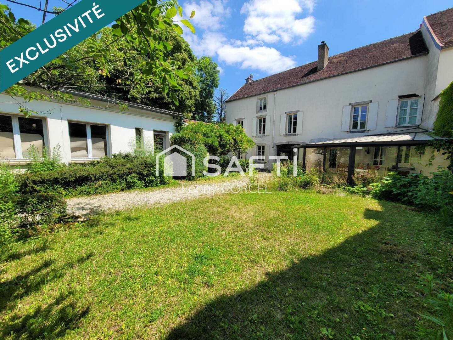 Maison 10 pièces 298 m² · à Châtillon-sur-Seine · 298 m² · 245 000 €