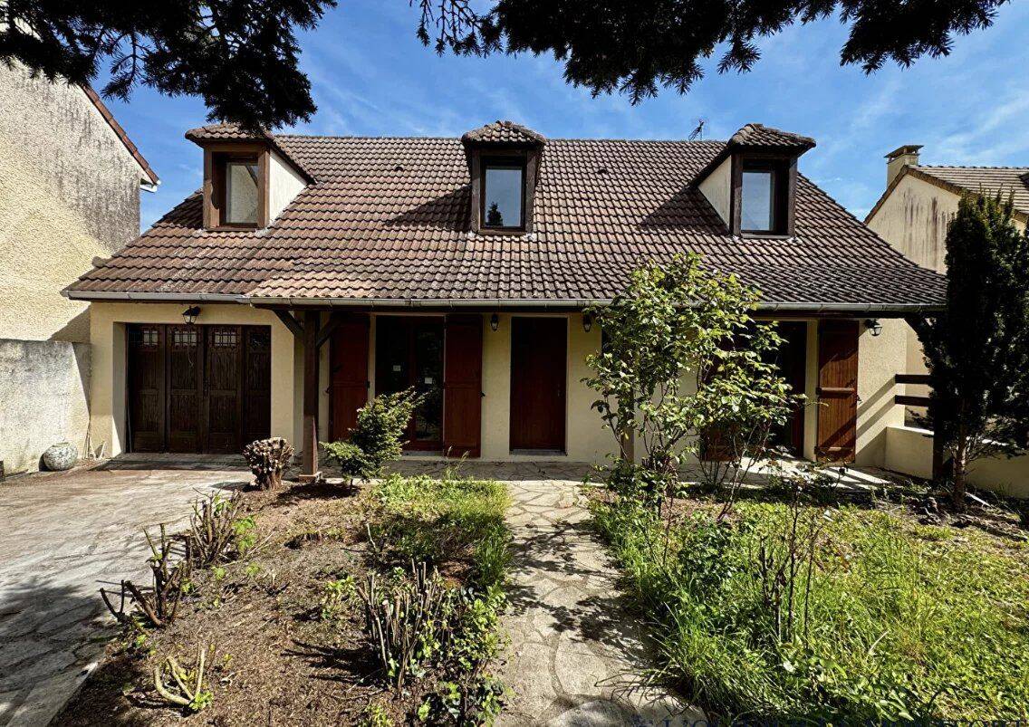 Maison 5 pièces 125 m² · à Le Perray-en-Yvelines · 125 m² · 436 800 €