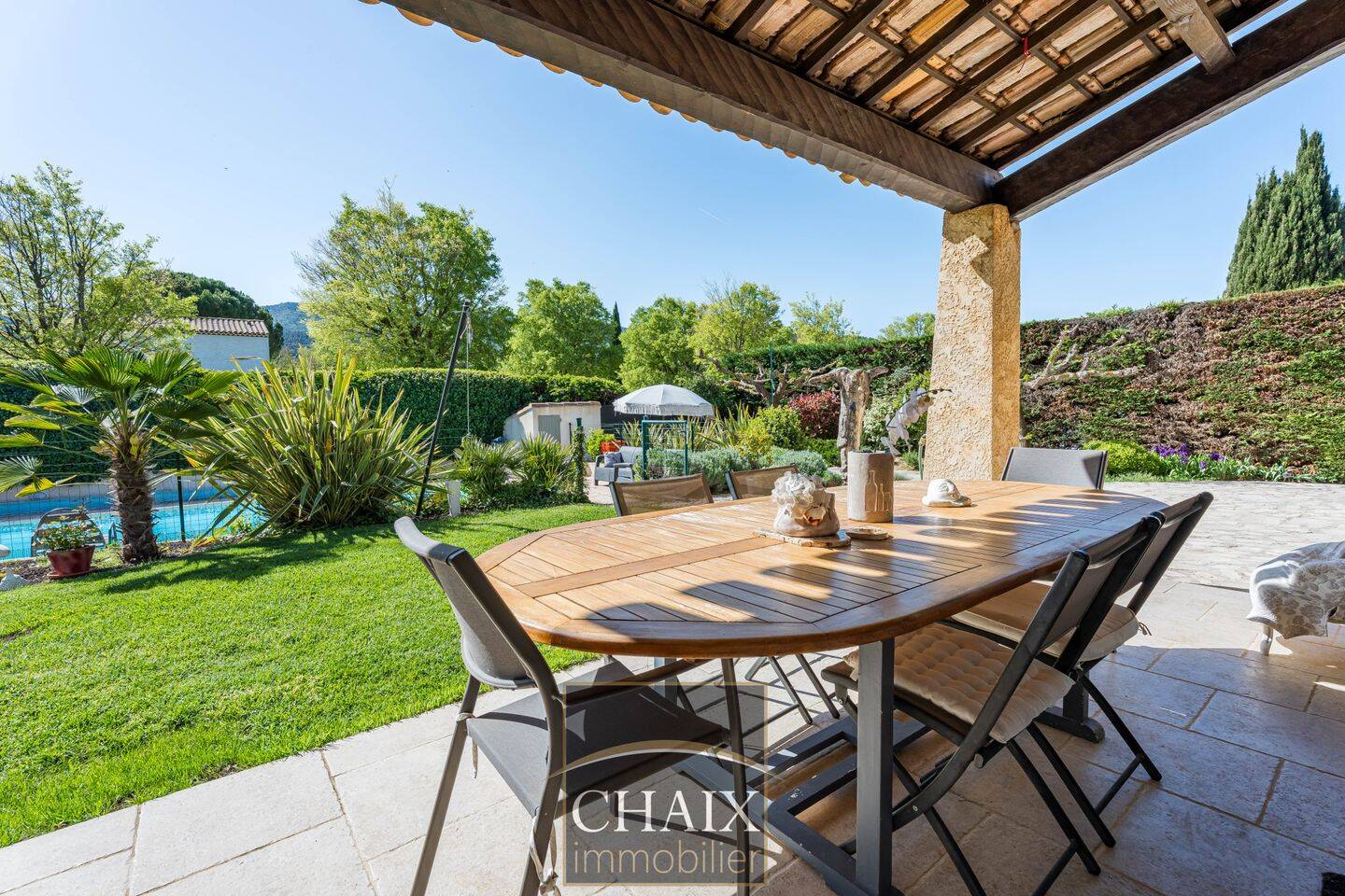 Maison 5 pièces 144 m² · à Saint-Zacharie · 144 m² · 649 000 €