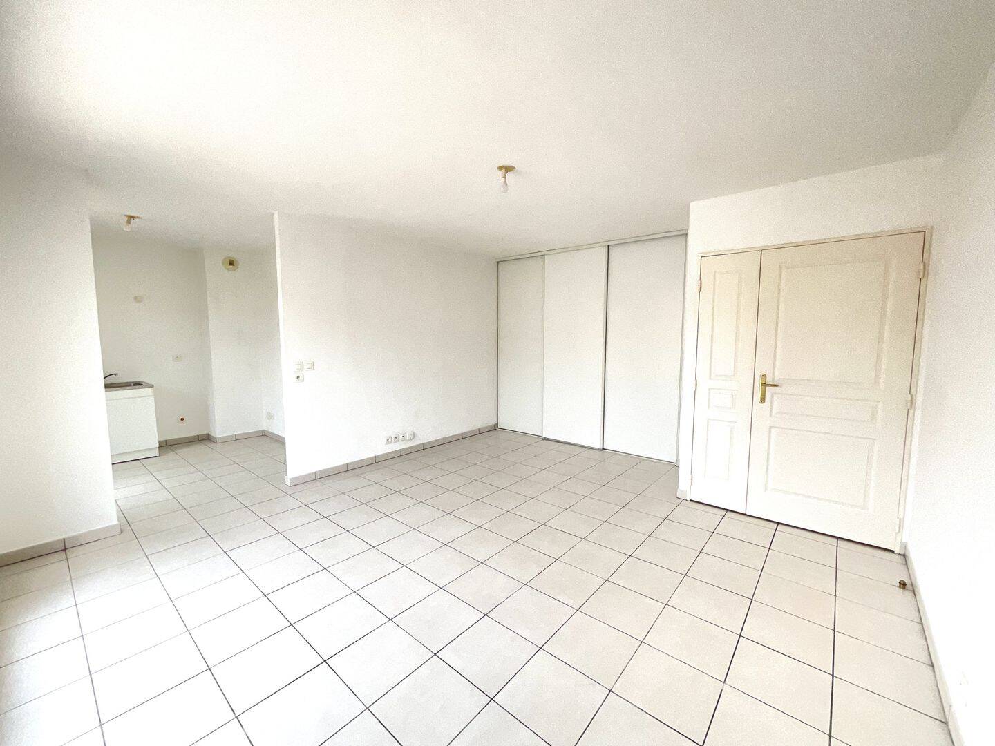 Appartement 2 pièces 48 m² · à Vallauris · 48,1 m² · 923 €/mois