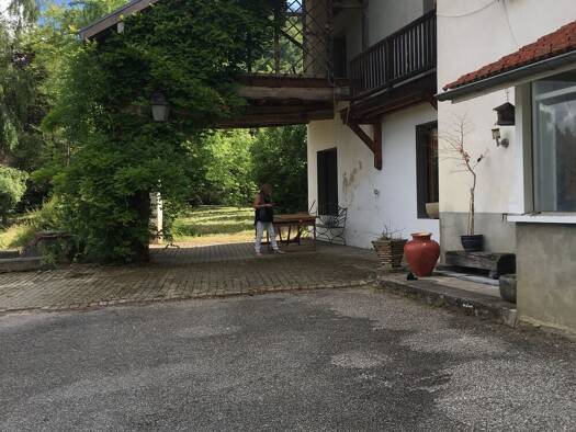 Maison à louer 990 € 5 pièces 4 chambres 185 m² Saint-Paul-d'Izeaux 38140