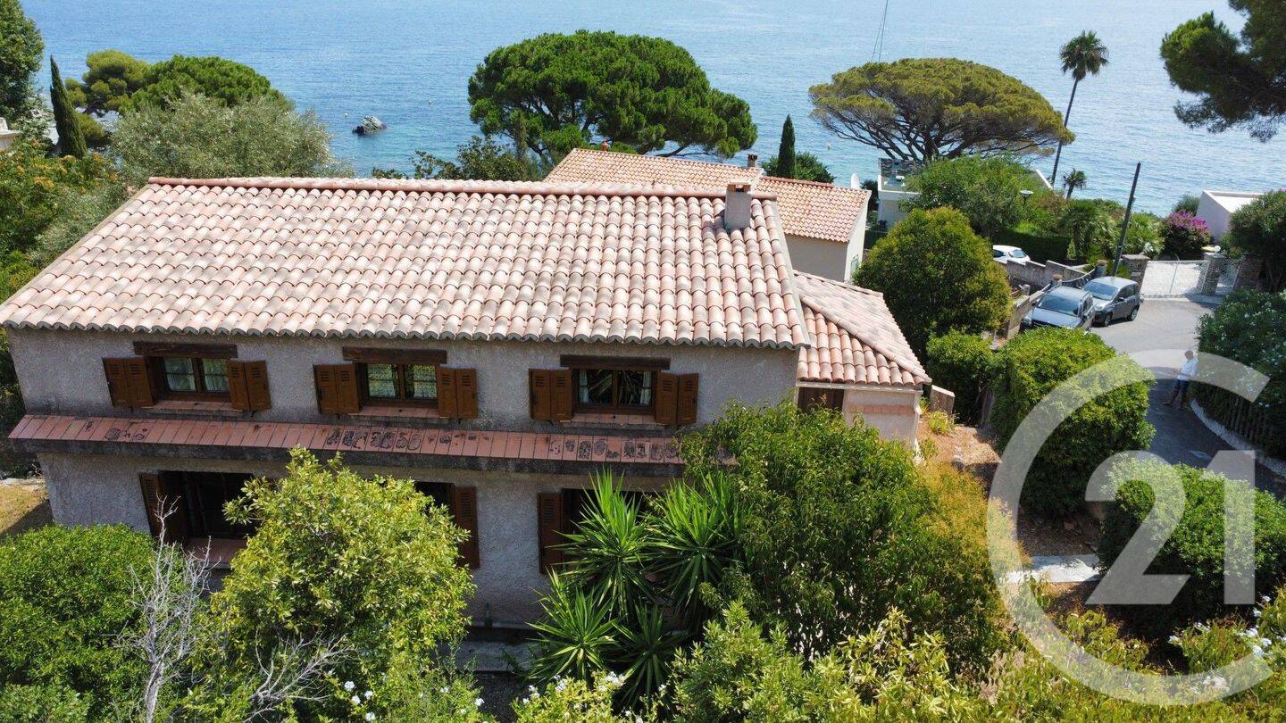 Maison 5 pièces 175 m² · à San-Martino-Di-Lota · 175 m² · 749 000 €