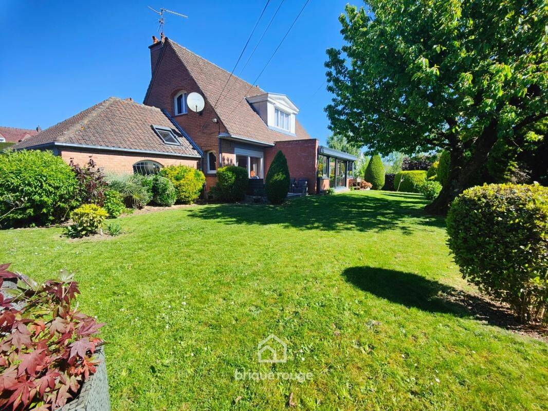 Maison 6 pièces 180 m² · à Faches-Thumesnil · 180 m² · 599 000 €