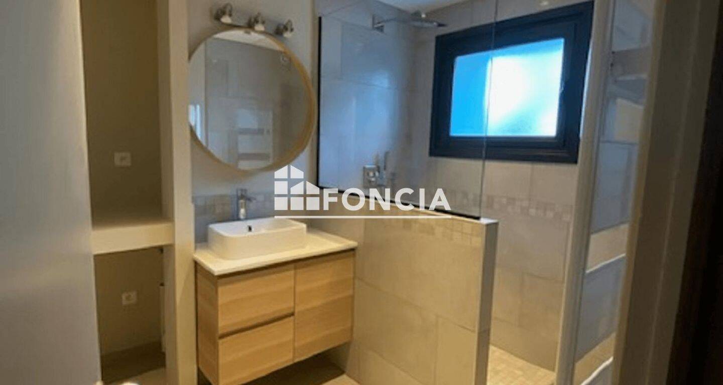 Appartement 4 pièces 103 m² · à Les Angles · 103,1 m² · 1 085 €/mois