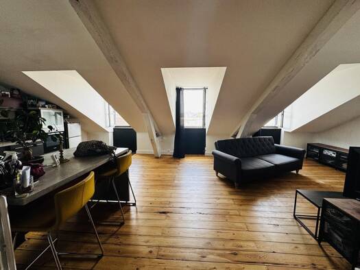 Appartement à vendre 143 000 € 2 pièces 1 chambre 57 m² Étage 4/4 Dufau-Tourasse Pau 64000