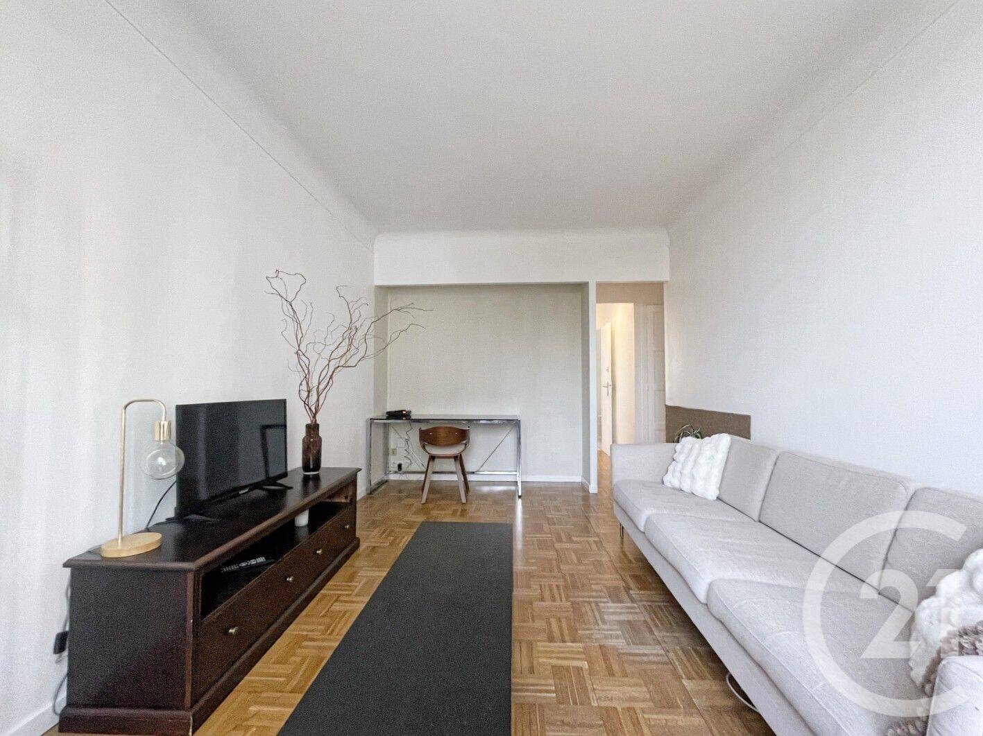 Appartement 2 pièces 45 m² · à Courbevoie · 45 m² · 1 350 €