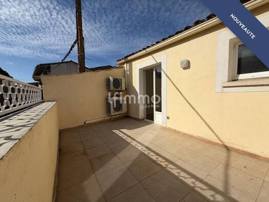 Immeuble à vendre 192 000 € 110 m² Badens 11800