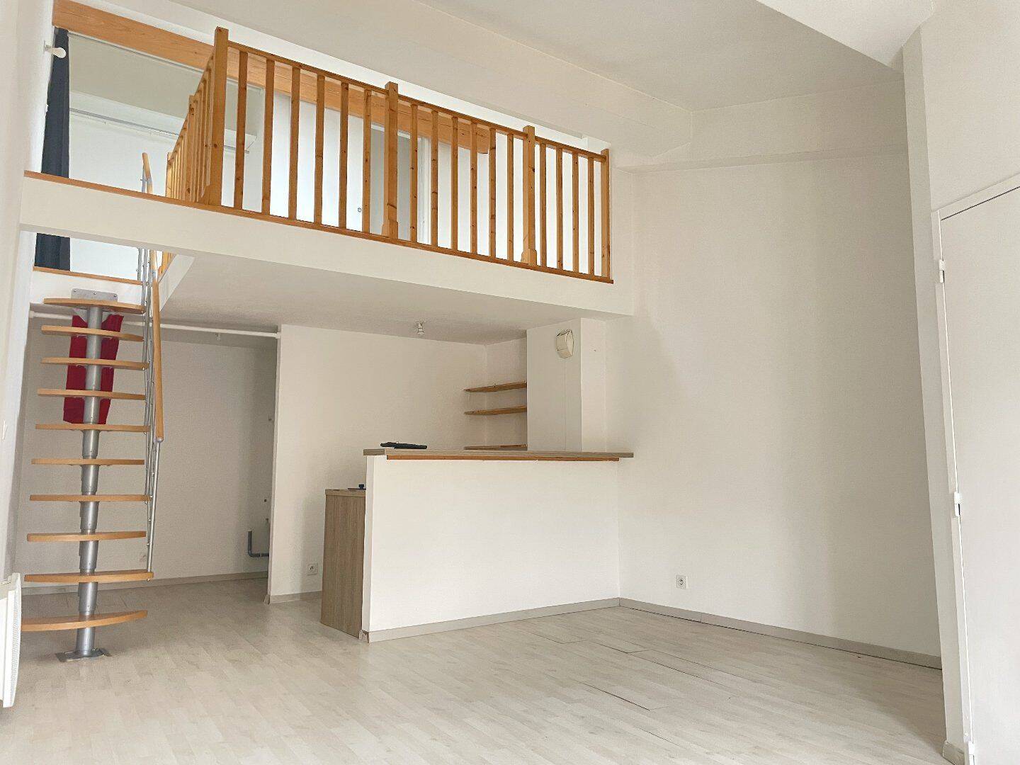 Appartement 1 pièce 28 m² · à Pézenas · 28 m² · 463 €/mois