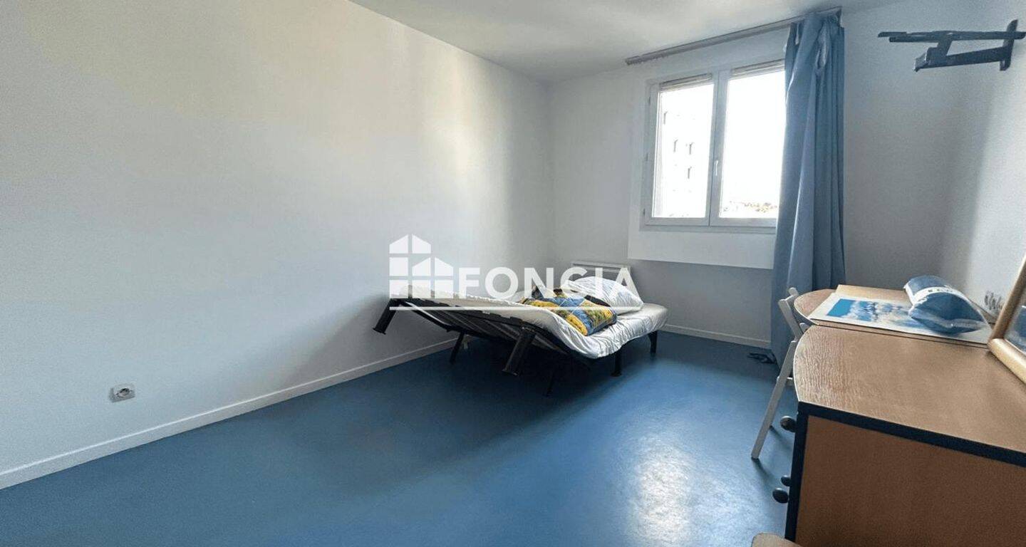 Appartement 1 pièce 20 m² · à Issy-les-Moulineaux · 20,1 m² · 712 €