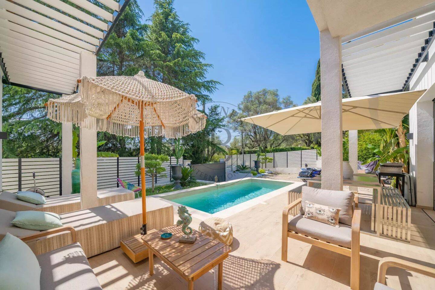 Maison 7 pièces 214 m² · à Mougins · 214 m² · 1 895 000 €