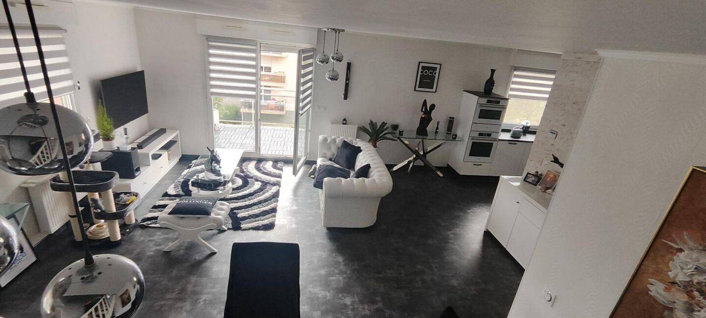 Appartement 5 pièces 145 m² · à Taillecourt · 144,7 m² · 239 200 €