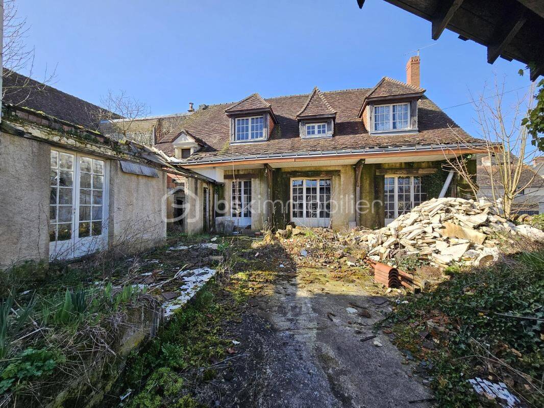 Maison 4 pièces 140 m² · à Ligueil · 140 m² · 69 500 €