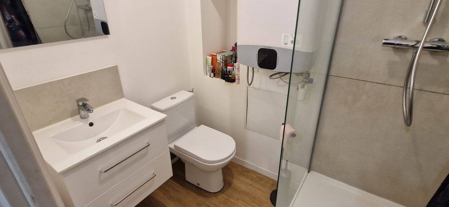 Appartement 1 pièce 28 m² · à Trans-en-Provence · 28 m² · 450 €