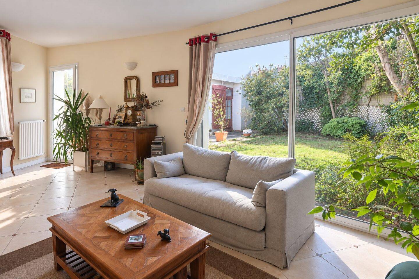 Maison 8 pièces 192 m² · à Nantes · 192 m² · 690 000 €
