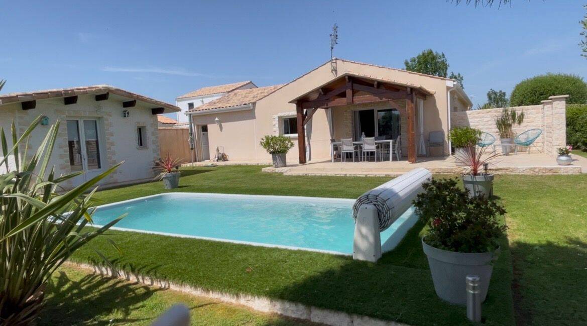 Maison 5 pièces 118 m² · à Soubise · 118 m² · 405 600 €