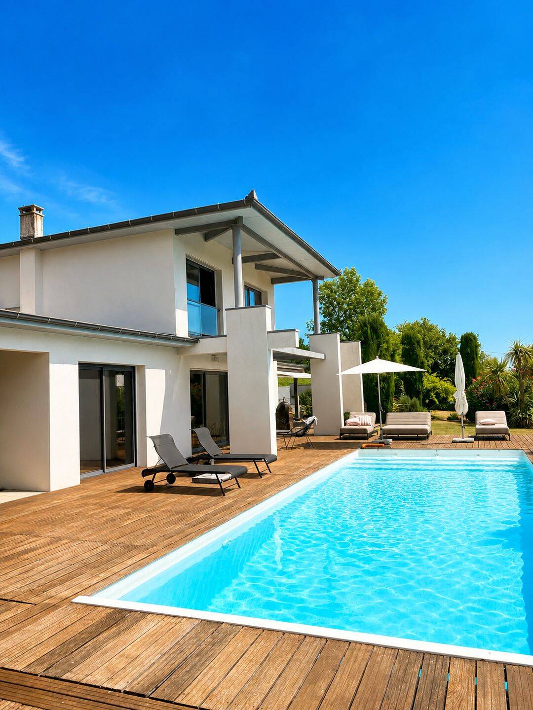 Maison 4 pièces 225 m² · à Villeneuve-de-Rivière · 225 m² · 750 000 €