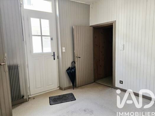 Immeuble à vendre 88 000 € 138 m² Aillant-sur-Tholon 89110